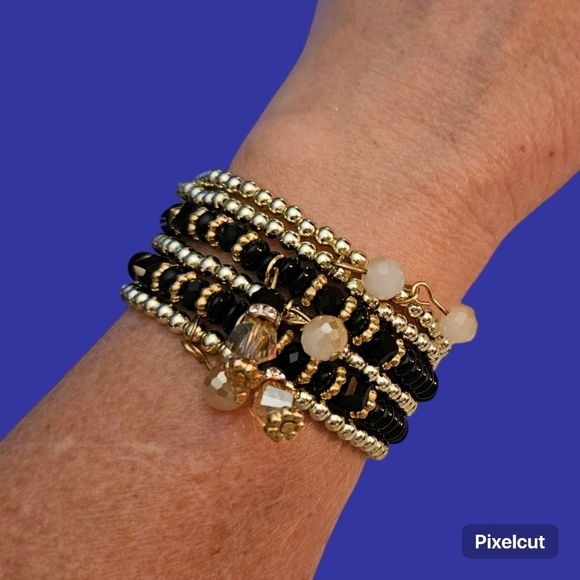 5/$25 Black & Gold Glass Acrylic Beaded Stretch Bracelets - Picture 1 of 5